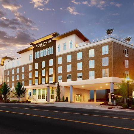 Courtyard By Marriott Atlanta Dunwoody Hotel Exterior photo