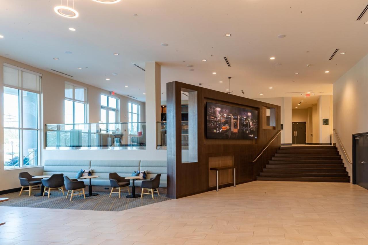 Courtyard By Marriott Atlanta Dunwoody Hotel Exterior photo