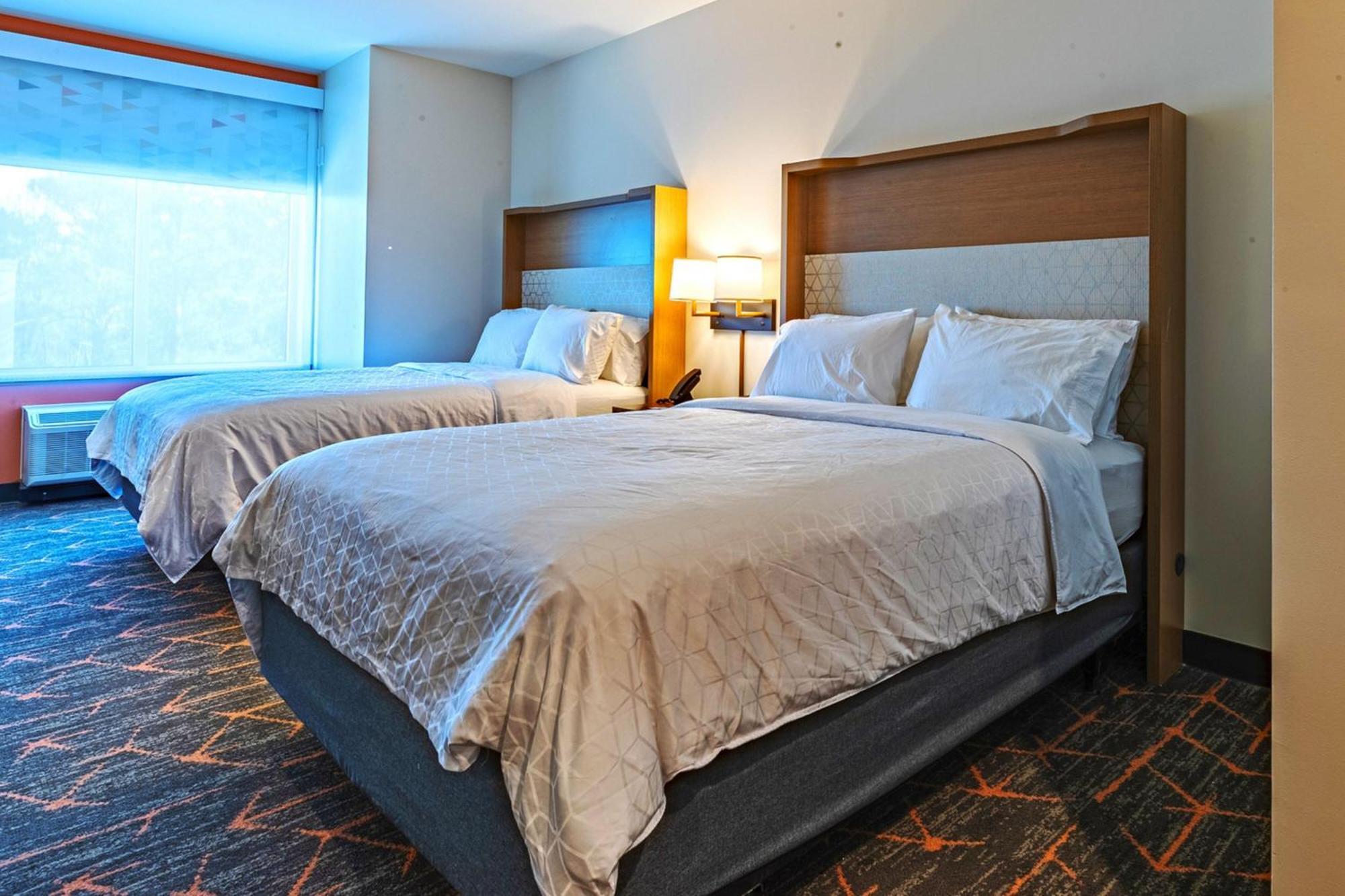 Courtyard By Marriott Atlanta Dunwoody Hotel Exterior photo