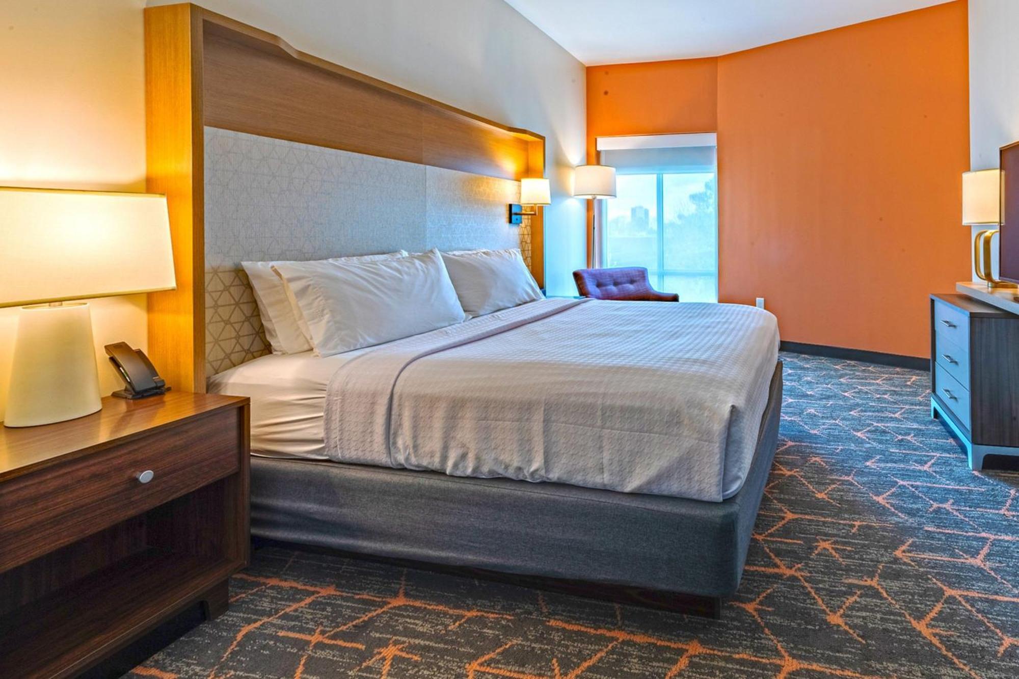 Courtyard By Marriott Atlanta Dunwoody Hotel Exterior photo