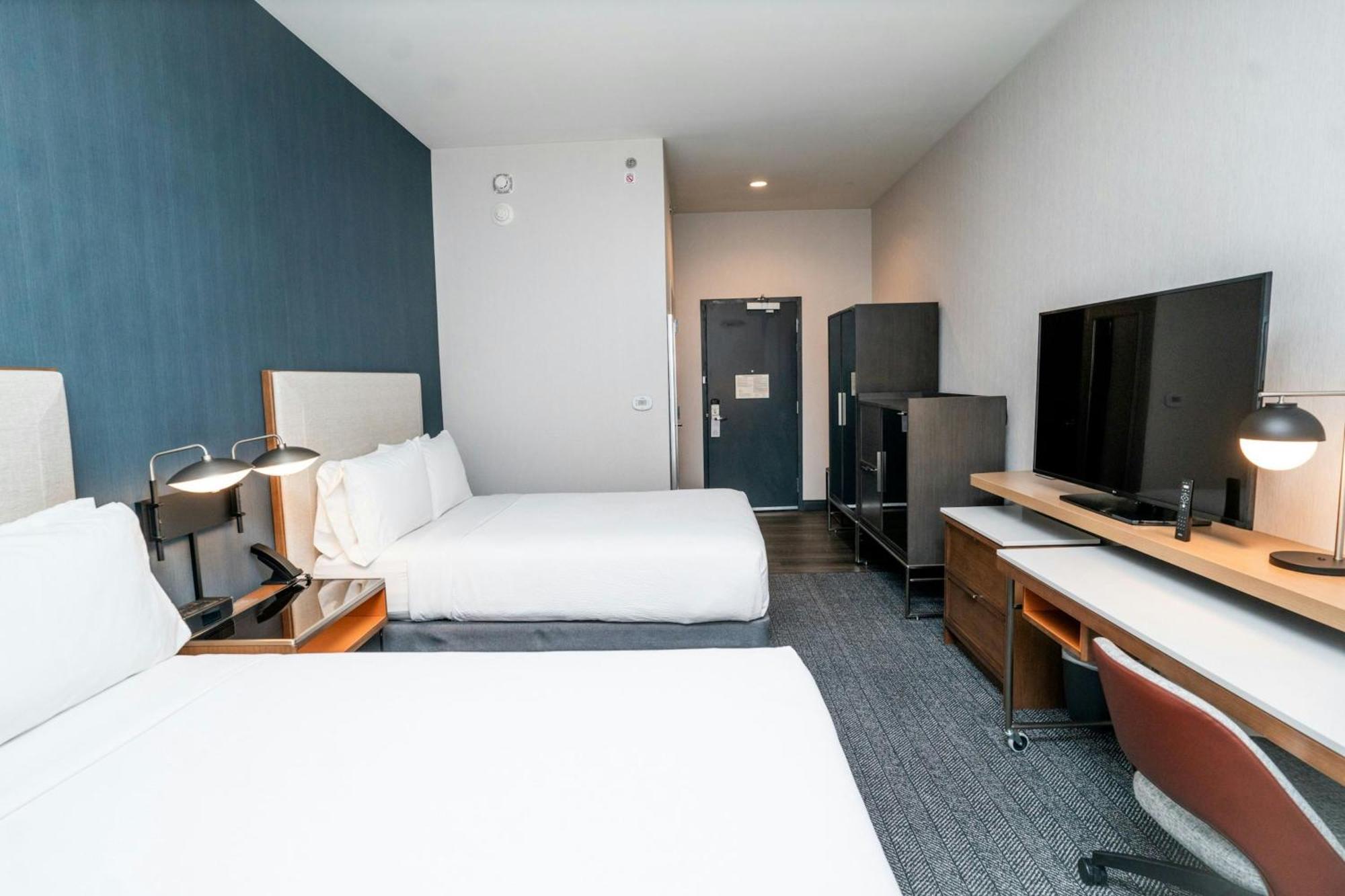 Courtyard By Marriott Atlanta Dunwoody Hotel Exterior photo