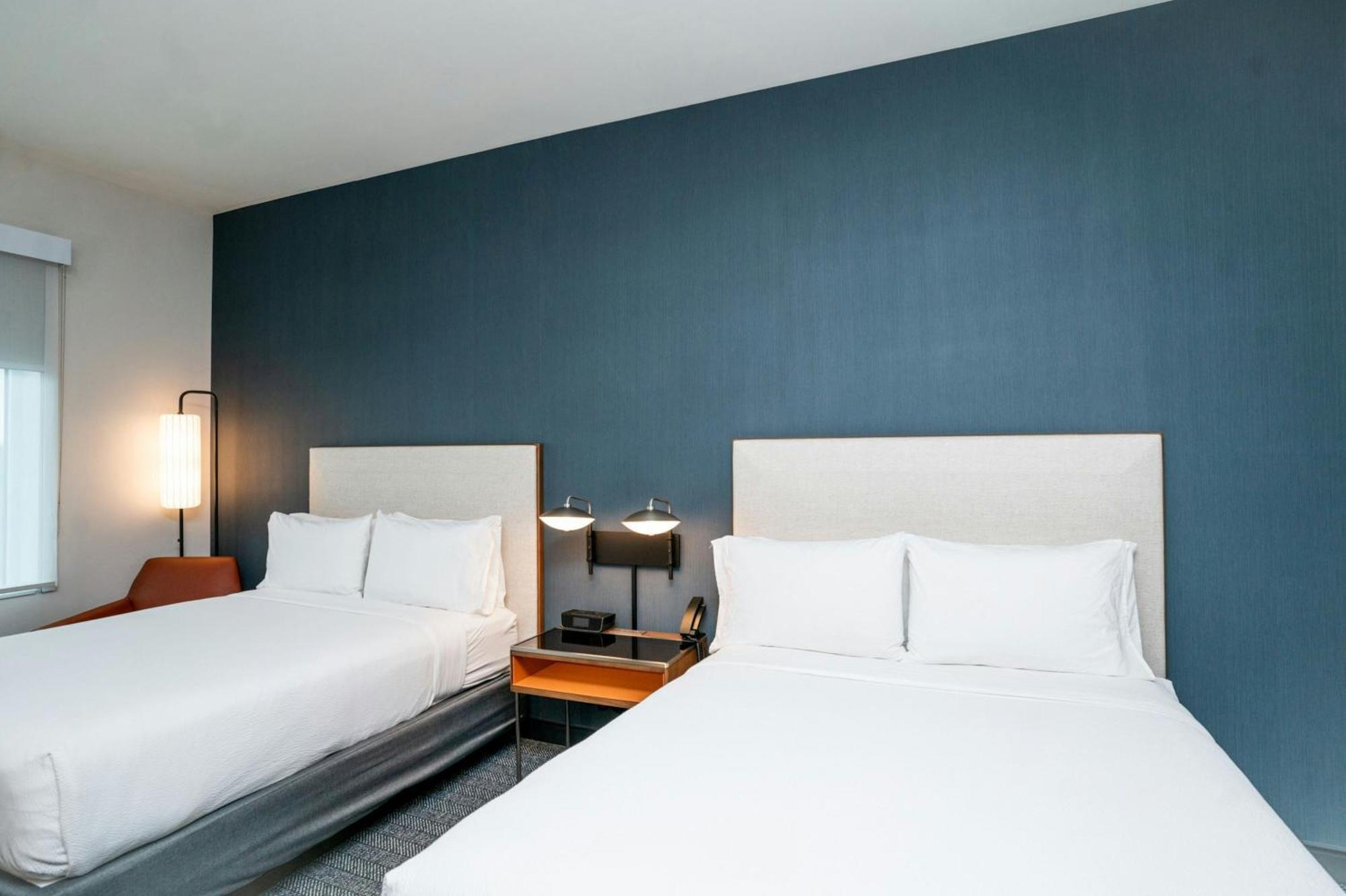 Courtyard By Marriott Atlanta Dunwoody Hotel Exterior photo