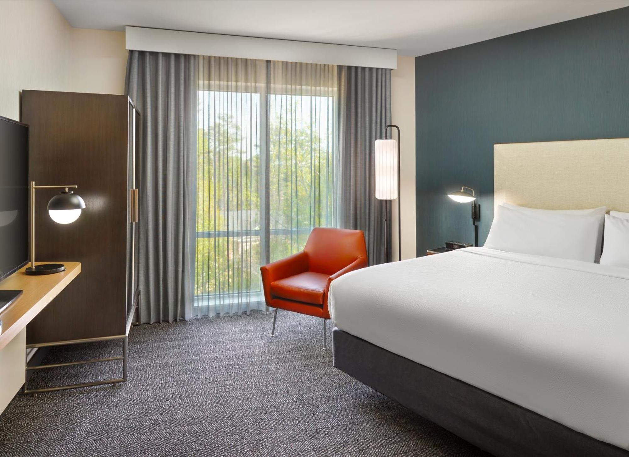 Courtyard By Marriott Atlanta Dunwoody Hotel Exterior photo