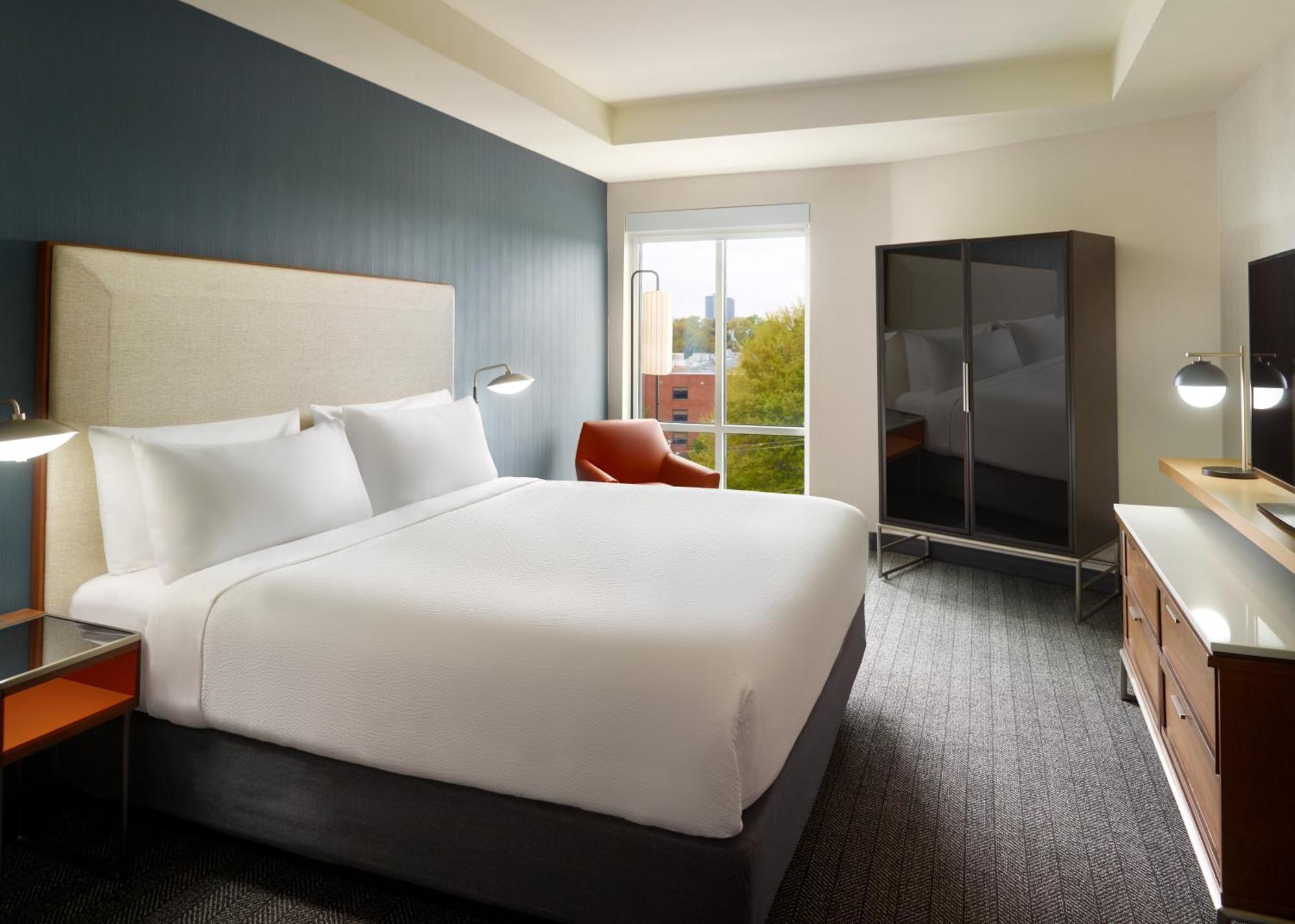 Courtyard By Marriott Atlanta Dunwoody Hotel Exterior photo
